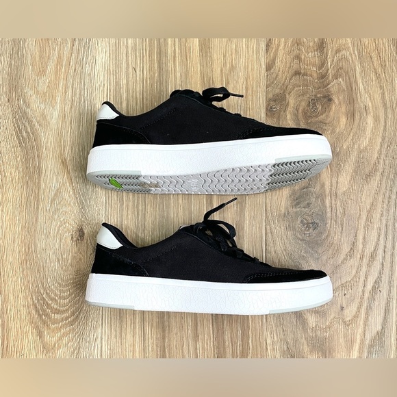 Kizik Men's Prague Lace-Up Suede Canvas Sneaker Size 8.5 US Black Shoes - Picture 6 of 8